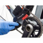 Щетка универсальная YC-790 для чистки веломеханики черная Bike hand 6-160790